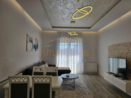 Qera, Apartament 1+1, Shallvaret, Tiranë.