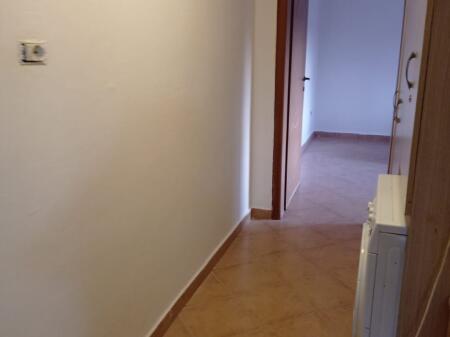 Shitet  apartament 1+1  Rr.Elbasanit