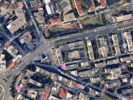 SHITET AMBJENT KOMERCIAL NE RRUGE KRYESORE