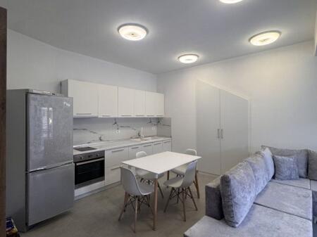 Jepet apartament me qira 2+1 Kodra e Diellit 1