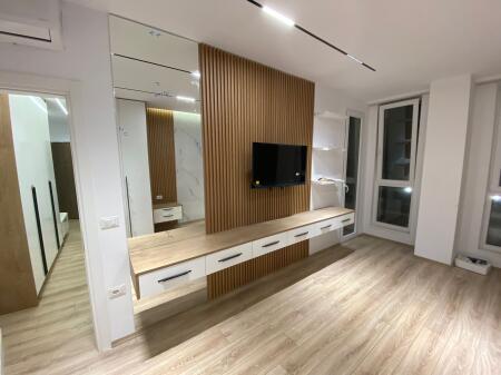 Apartament 2+1+2 me qira tek Komuna e Parisit