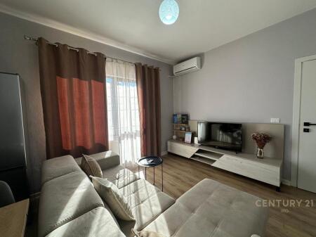 Jepet me qera apartament 2+1 pas Xhamise ne Don Bosko! 600 € /Muaj