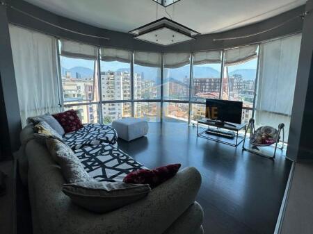 Qera, Apartament 2+1+2,Kompleksi Kika 1, Komuna e Parisit, Tirane.