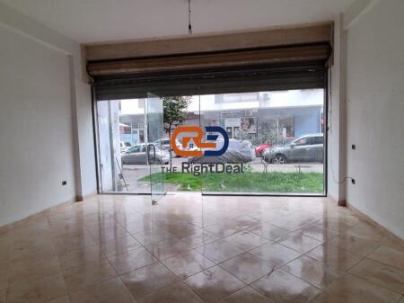 A Yzberisht, Unità Commerciale Ideale per Investimento in Vendita !!