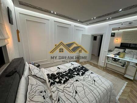 SHITET SUPER APARTAMENT 3+1+2 TEK ZJARREFIKSES, DURRES!