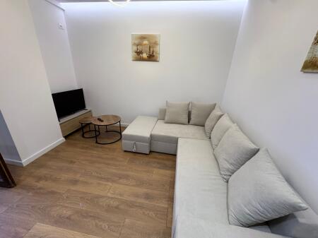 🏡 Shitet Apartament 1+1 në Komuna e Parisit