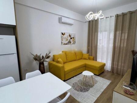 Apartament me qira Ali Demi, Mangalem