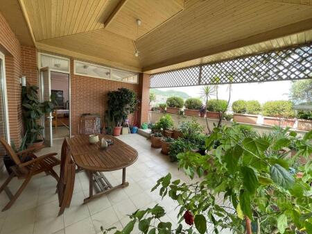 Penthouse panoramik 565 m2 ne Mbikalimin e Komunes se Parisit