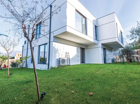 Me Qera: Vile Luksoze 📍Liqeni i Thate - Forest Res. (4Dh. Gjumi +5wc +2Veranda & Garazh) E PABANUAR ME PARE || 4000€/muaj