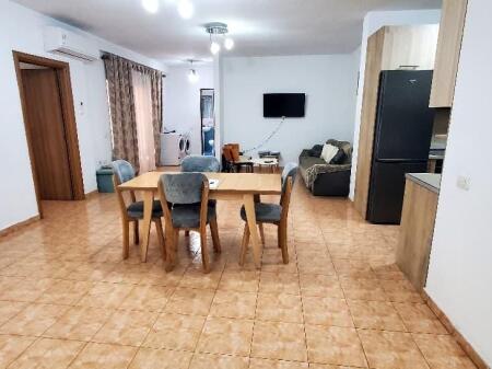 apartament per qira 3+1+2+ballkon Fresk
