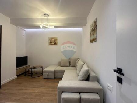 FOR SALE, APARTMENT 1+1, PARIS COMMUNE, TIRANA !