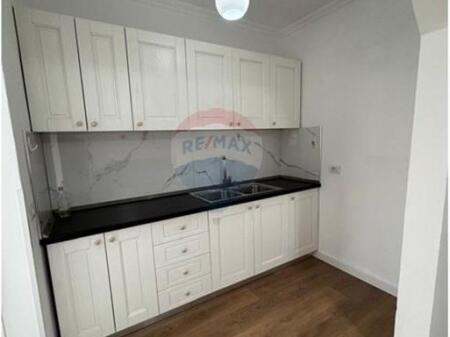 Apartament - Për Shitje - Rruga Belul Hatibi, Tiranë