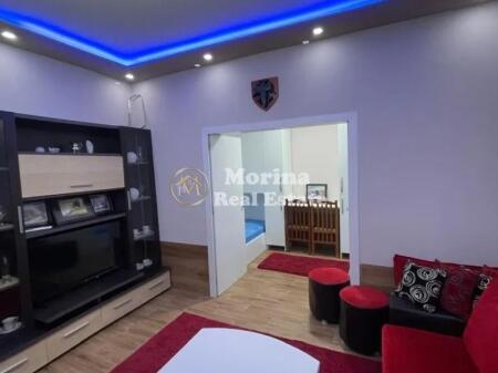 Qera | Shtëpi private 2 + 1 | Rruga 5 Maji | 450 €/muaj