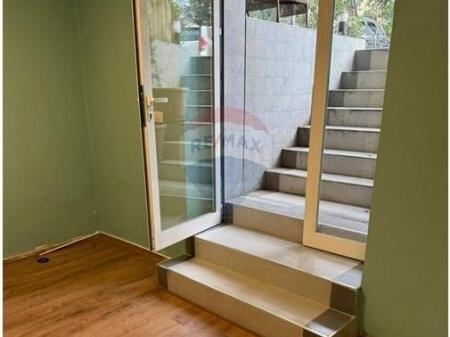 Locale in Affitto Viale Gjergj Fishta