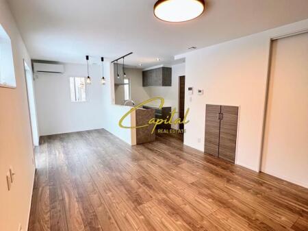 NEGOZIO IN AFFITTO 52 M2 NUOVO MERCATO 80.000 LEKE