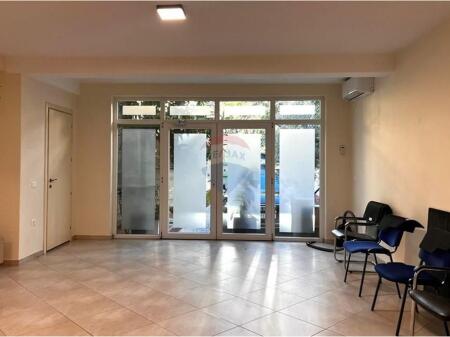 Zyra me qira te Shkolla e Baletit!
