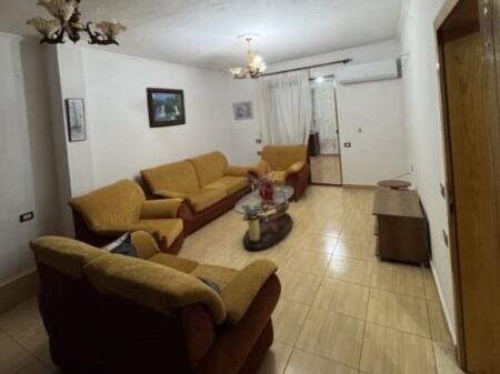 🏡 Jepet me qira apartament 2+1 ne Xhamllik!