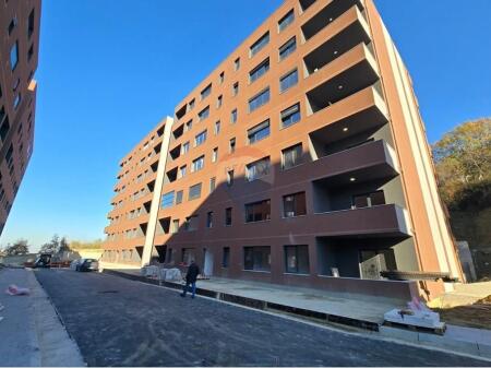 Apartament - Për Shitje - Rruga e Elbasanit, Tiranë(ID: 530191006-1126)