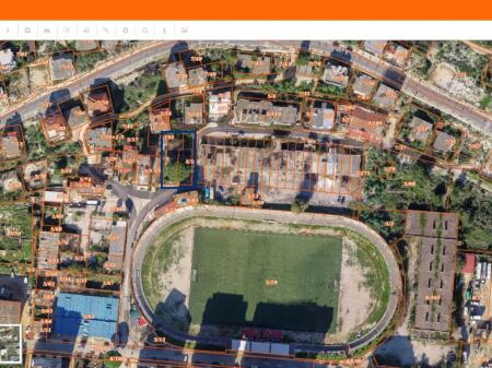 Truall në shitje Sarandë