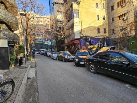 Shitet dyqan ne Bllok!