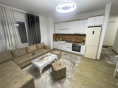 Jepet me qera apartament 1+1 i mobiluar