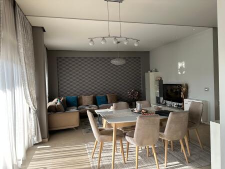 APARTAMENT 2+1+2 PER QIRA, ZOGU I ZI, RING CENTER