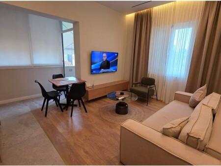 Apartament 1+1 me qira tek rruga e Barrikadave