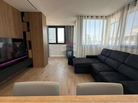 Shitet apartament 2+1+2 te Rruga e Elbasanit