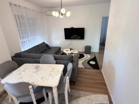 Jepet me qira 1+1 RRUGA JORDAN MISJA 600 mije leke