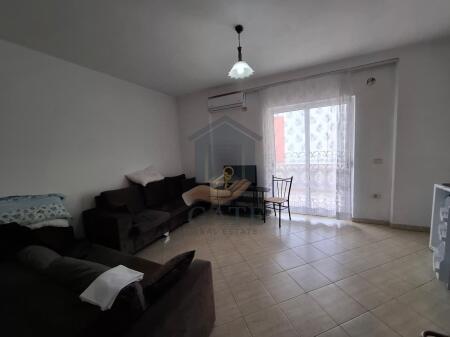 Appartamento 1+1 in Affitto – Vista Mare, Spiaggia di Durazzo (vicino al Pellicano)