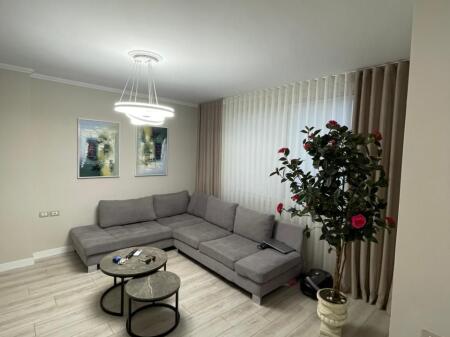 🏙️ Apartament 1+1 me Qira – Rruga e Kosovareve, pranë Hotel Dinastia