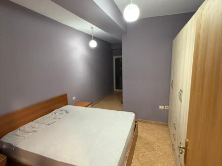 Jepet me qera apartament 2+1 në Brryl!