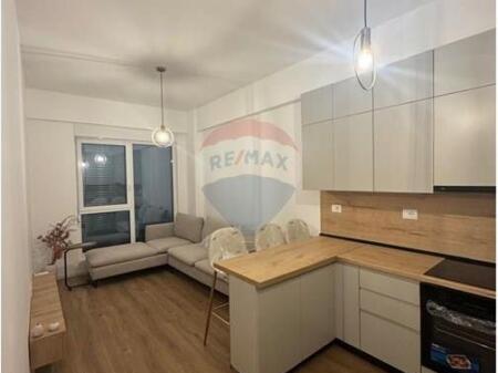 Apartament 1+1 me parkim per qira ne Fresk!