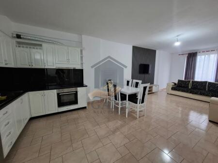 Shitet Apartament 1+1, kati i 6, me ashensor – Plazh, Durrës – 82 m², totalisht i mobiluar