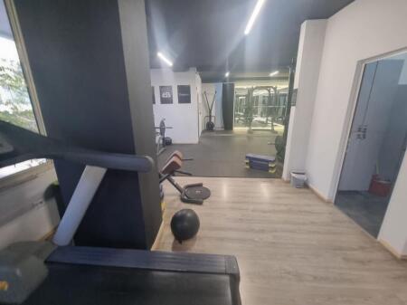 Jepet me qira palester ne Bllok