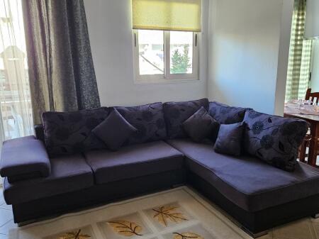 Jepet me qera apartament 1+1 te Kodra e Diellit!