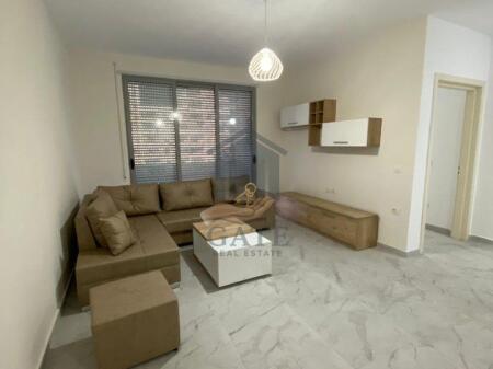 Affittasi appartamento 2+1 nella zona di Ish-U.R.T,