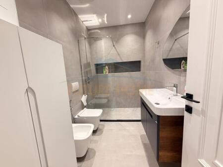 Apartament 2+1+2+Depo, Rruga e Elbasanit, Tiranë.