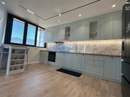 Apartament ne shitje 2+1+2 te Rr. Elbasanit