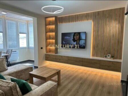 Apartment 1+1 for rent at Pazari i Ri 800 € /Month