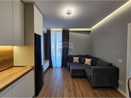 Apartament 2+1 me parkim per qira tek Mine Peza!