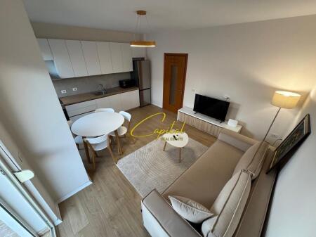 APARTAMENT ME QERA 1+1 RRUGA E KAVAJES 70.000 LEKE