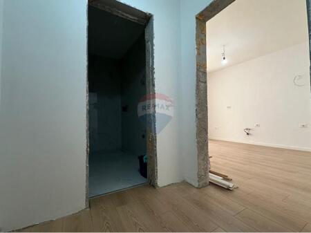 SHITET APARTAMENT 1+1 RRUGA E KOSOVAREVE