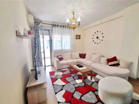 🏢JEPET APARTAMENT ME QIRA NE RRUGEN E KAVAJES 📍 Condor Center, Rruga e Kavajës