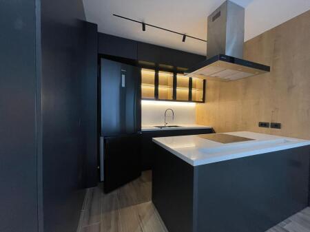 Apartament 2+1 me Qera Afatgjate - Lungomare, Vlore