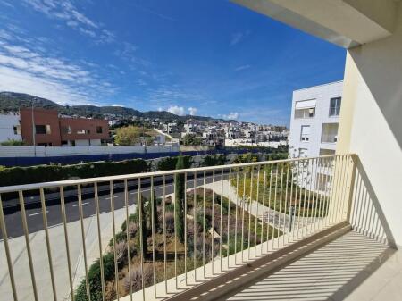 For Rent Apartment 2+1 with Storage & Parking – Park Life Residence