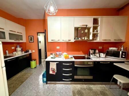 Apartament 2+ 1 per shitje ne Ali Dem