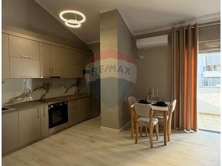 APPARTAMENTO 2+1 CON 2 POSTI AUTO LAGO ASCIUTTO