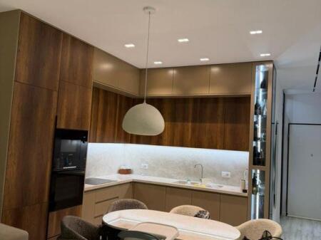 SHESIM APARTAMENT 2+1 TE INVESTUAR, TEK "EMERALD CENTER" NE RRUGEN 5 MAJI!