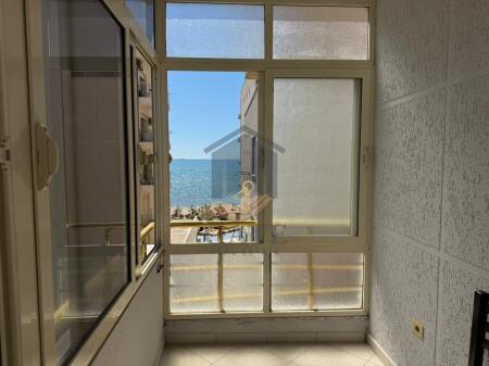 Jepet me qira apartament 2+1, me 1 tualete dhe 1 ballkone – Plazh, Durrës